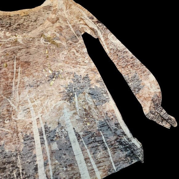 Day Trip Long Sleeve Graphic Top – Size Large – Abstract Nature Print - Picture 3 of 7